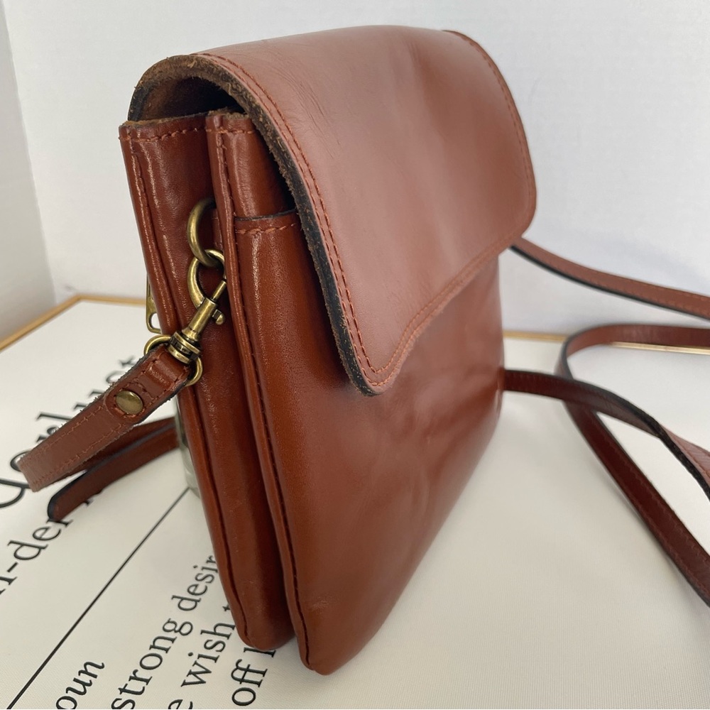 Patricia Nash Tan Flap Leather Crossbody Bag - Picture 3 of 14